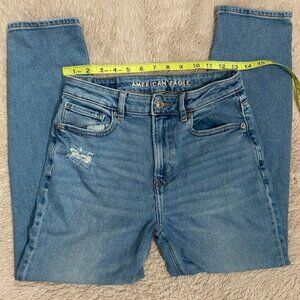 American Eagle | Womens | Mom Jeans | Size 2